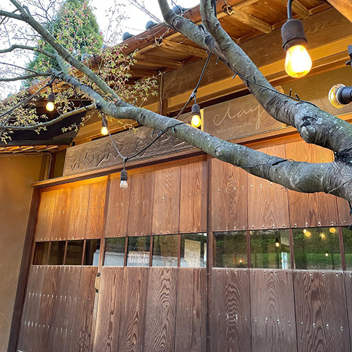 3月25日(金)は家具搬入のため、終日お休みとさせていただきます。BAGDAD CAFEは通常通り営業です。