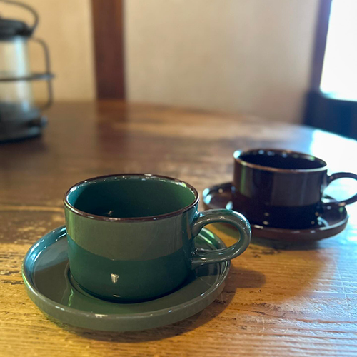 「perna tea cup&saucer limited color 」4th-marketでも人気のペルナ ティーカップ&ソーサーから、2024年限定色の登場です。